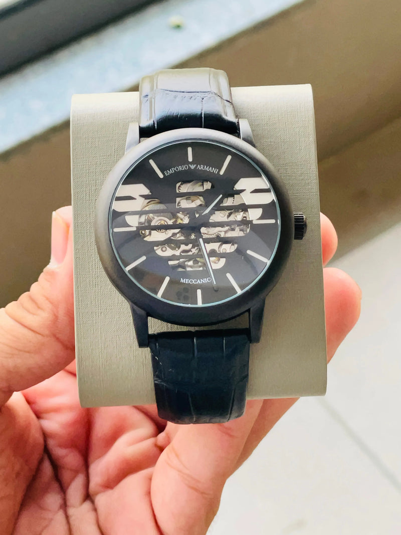 EMPORIO ARMANI Luigi Analog Watch