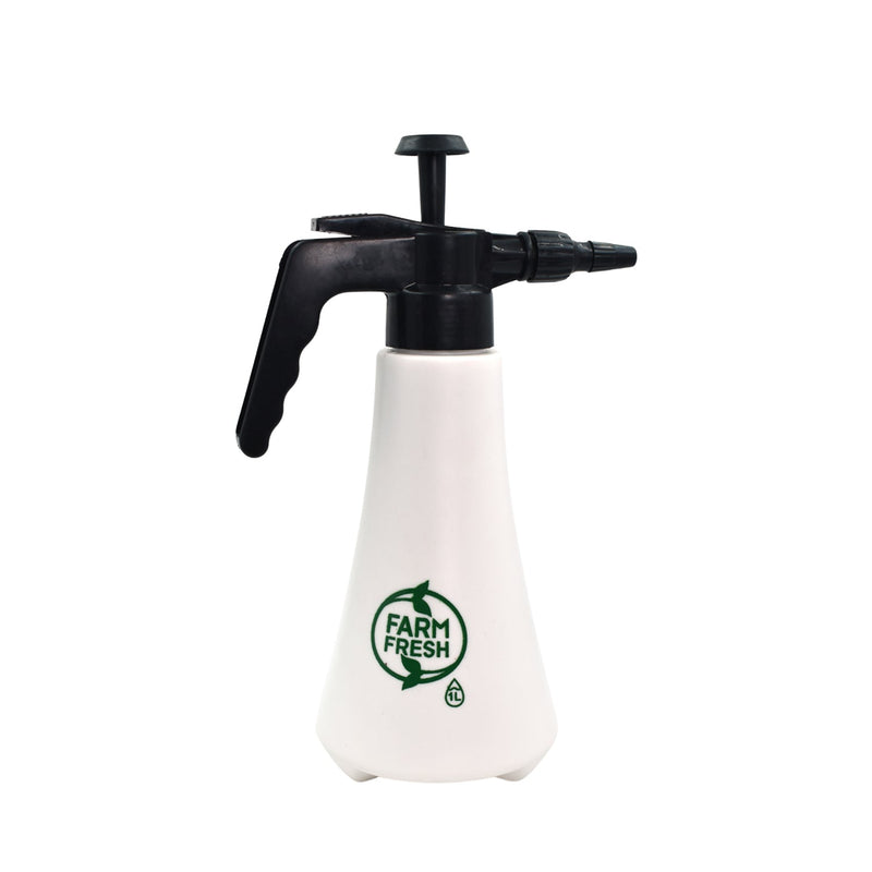 9023 1 litre Garden Sprayer used in all kinds of garden and park for sprinkling and showering purposes. DeoDap